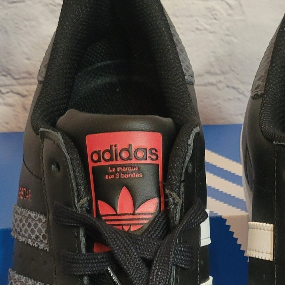 Adidas Womens Superstar Shoes Snakeskin - Picture 2 of 7
